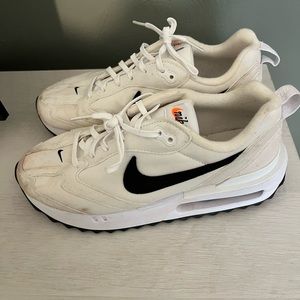 Nike Air Max Dawn Women's Shoes